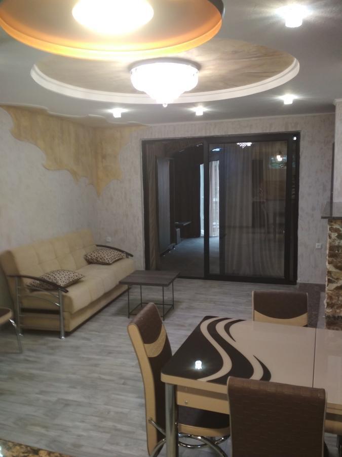 Guesthouse Melikishvili 57 Batumi Exterior foto